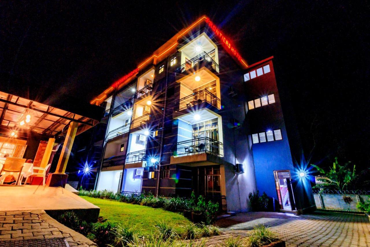 Frontiers Hotel Entebbe Esterno foto