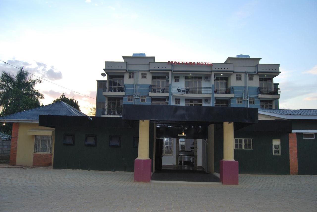 Frontiers Hotel Entebbe Esterno foto