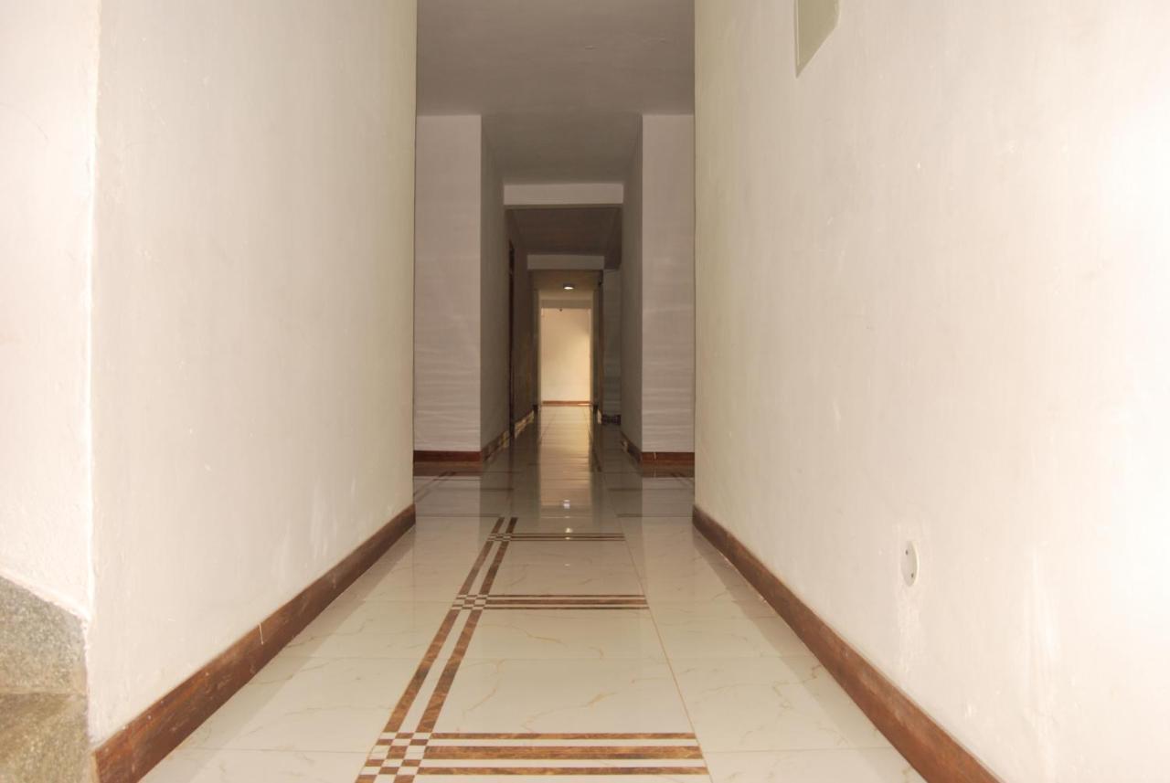 Frontiers Hotel Entebbe Esterno foto