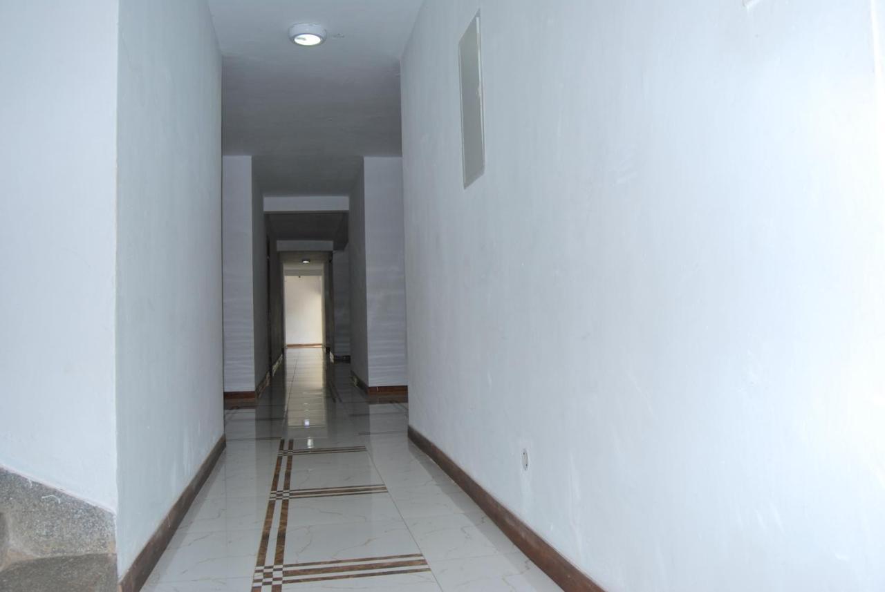 Frontiers Hotel Entebbe Esterno foto