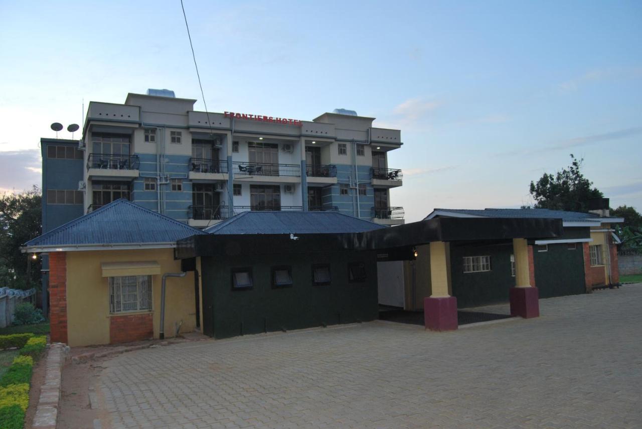 Frontiers Hotel Entebbe Esterno foto