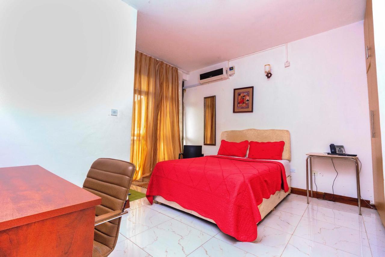 Frontiers Hotel Entebbe Esterno foto